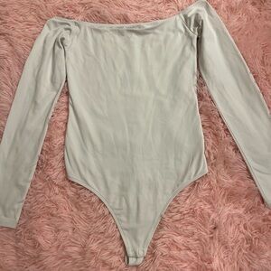 Aritzia Babaton White Long Sleeve Bodysuit